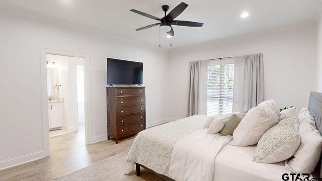 19331 Cedarpark Pl., Lindale, TX 75771