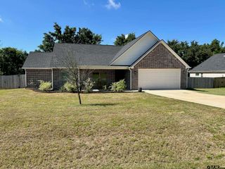 19331 Cedarpark Pl., Lindale, TX 75771