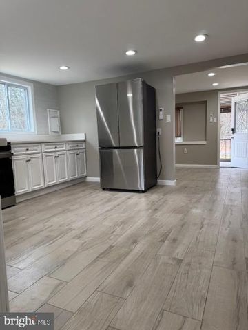 132 NORWOOD AVE, Browns Mills, NJ 08015