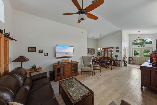 5240 NEW BRITTANY LANE, Zephyrhills, FL 33541