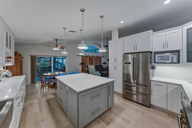 5240 NEW BRITTANY LANE, Zephyrhills, FL 33541