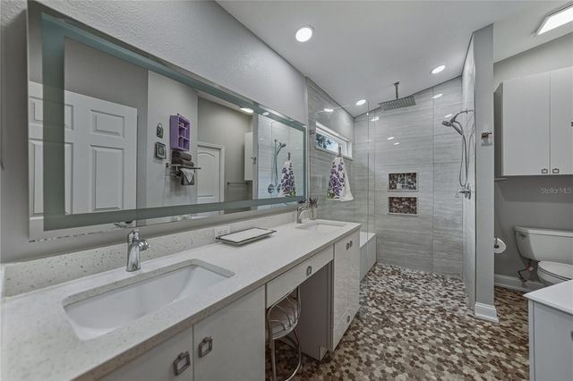 5240 NEW BRITTANY LANE, Zephyrhills, FL 33541