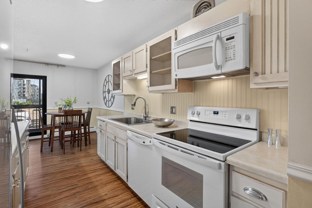 6615 Lake Shore Drive S 304, Richfield, MN 55423 — photo 4