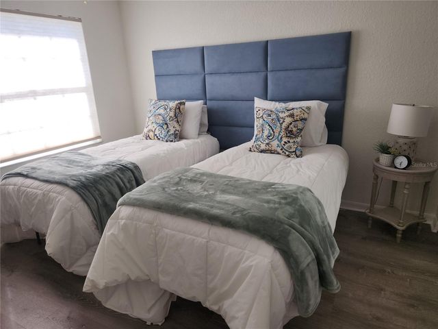 6503 FAIRWAY GARDENS DRIVE, Bradenton, FL 34203