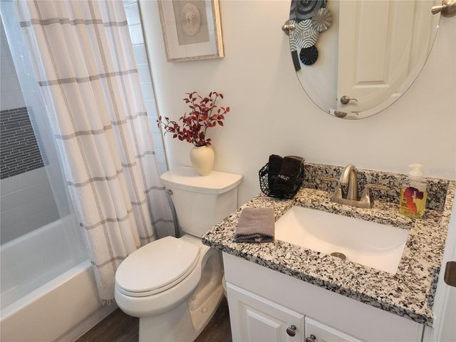 6503 FAIRWAY GARDENS DRIVE, Bradenton, FL 34203