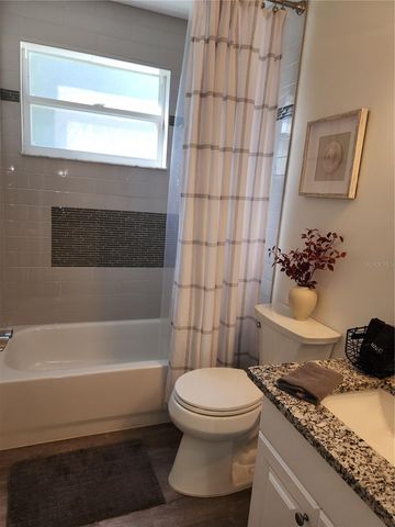 6503 FAIRWAY GARDENS DRIVE, Bradenton, FL 34203