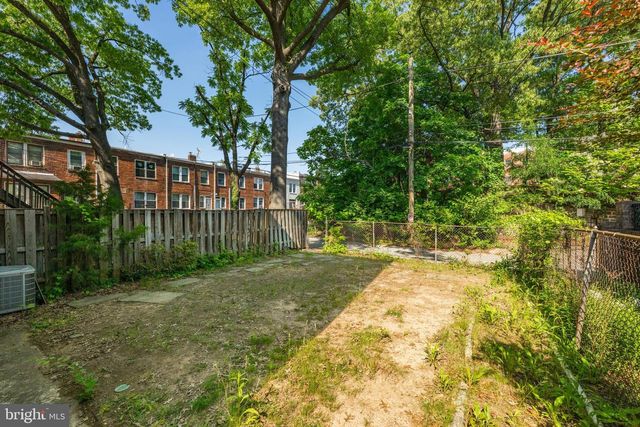 6121 14TH ST NW, Washington, DC 20011