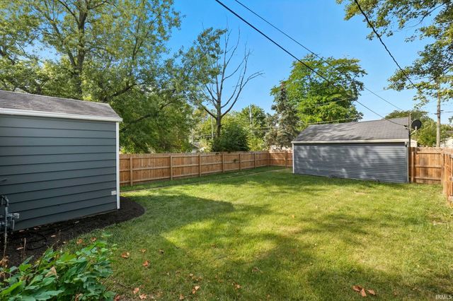 5108 Hoagland Avenue, Fort Wayne, IN 46807