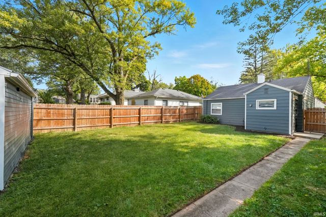 5108 Hoagland Avenue, Fort Wayne, IN 46807