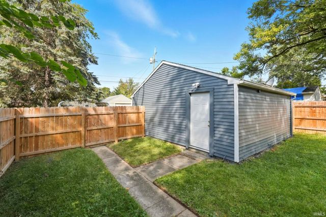 5108 Hoagland Avenue, Fort Wayne, IN 46807