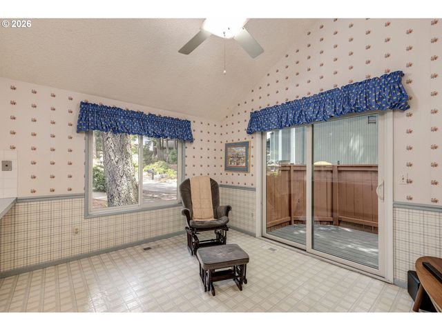 9986 Se GIA Ct, Happy Valley, OR 97086