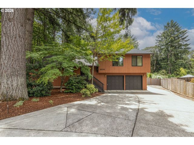9986 Se GIA Ct, Happy Valley, OR 97086
