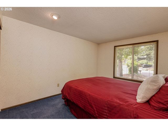 9986 Se GIA Ct, Happy Valley, OR 97086