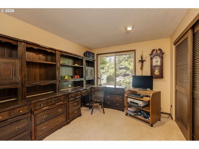 9986 Se GIA Ct, Happy Valley, OR 97086