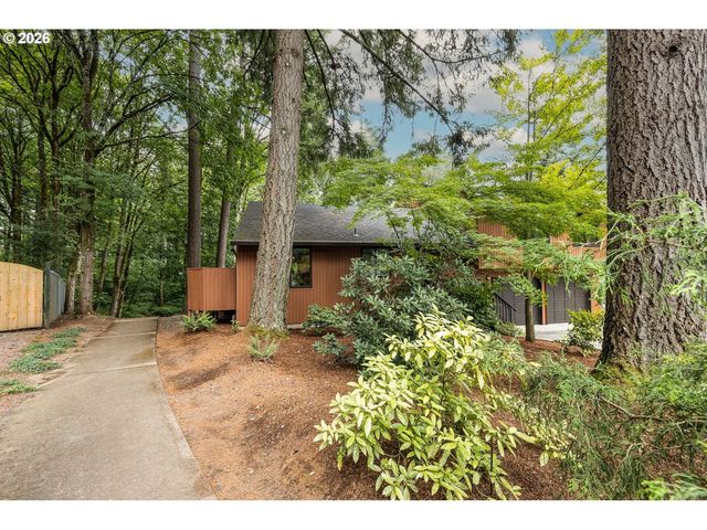 9986 Se GIA Ct, Happy Valley, OR 97086