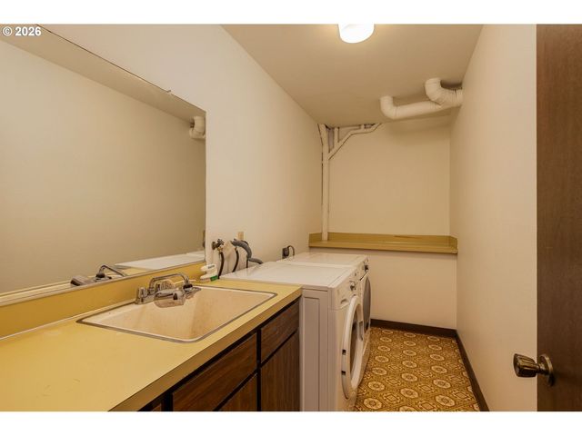 9986 Se GIA Ct, Happy Valley, OR 97086