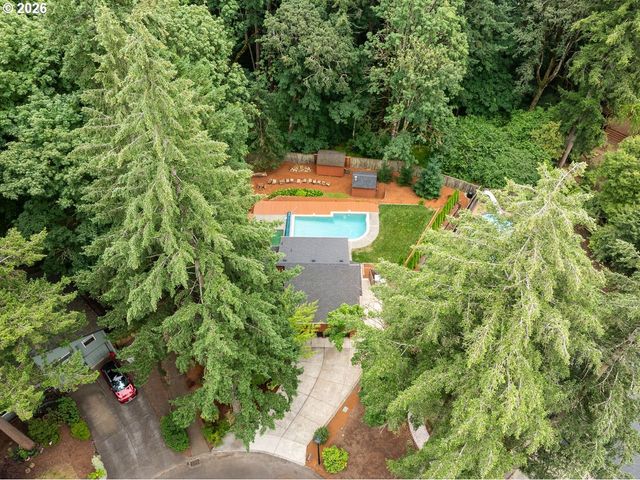 9986 Se GIA Ct, Happy Valley, OR 97086