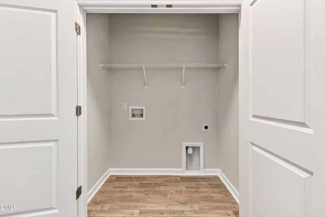 140 Muscovy Drive, Four Oaks, NC 27524