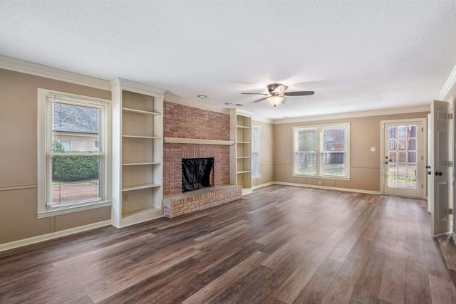 1964 PRESTWICK DR, Germantown, TN 38139