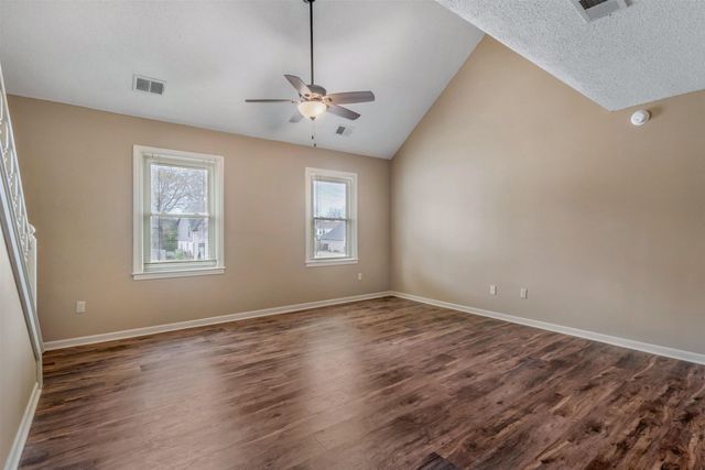 1964 PRESTWICK DR, Germantown, TN 38139