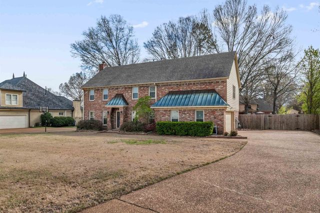 1964 PRESTWICK DR, Germantown, TN 38139