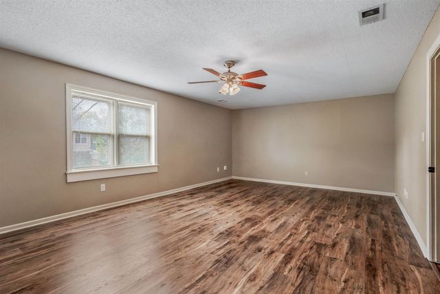 1964 PRESTWICK DR, Germantown, TN 38139