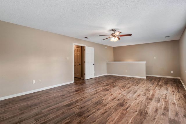 1964 PRESTWICK DR, Germantown, TN 38139