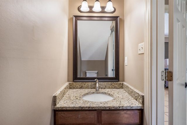 1964 PRESTWICK DR, Germantown, TN 38139