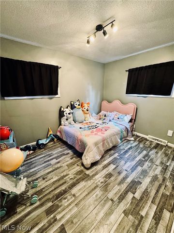 2302 Clyde Street, Poland, OH 44514