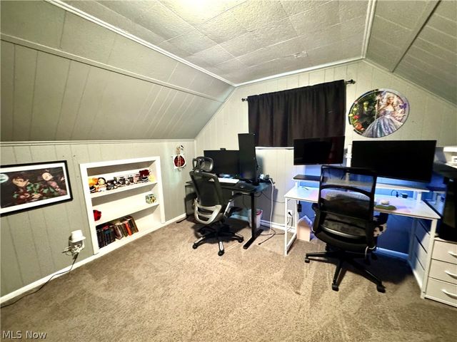 2302 Clyde Street, Poland, OH 44514