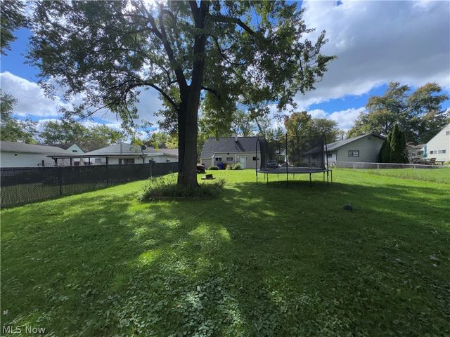 2302 Clyde Street, Poland, OH 44514