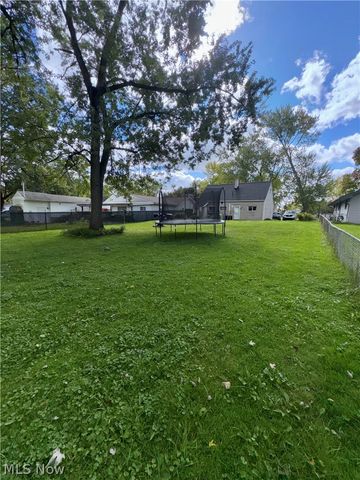 2302 Clyde Street, Poland, OH 44514