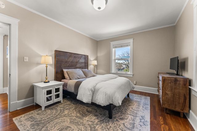 1116 Poplar Ave Apt 3, Memphis, TN 38105