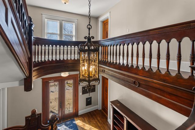 1116 Poplar Ave Apt 3, Memphis, TN 38105