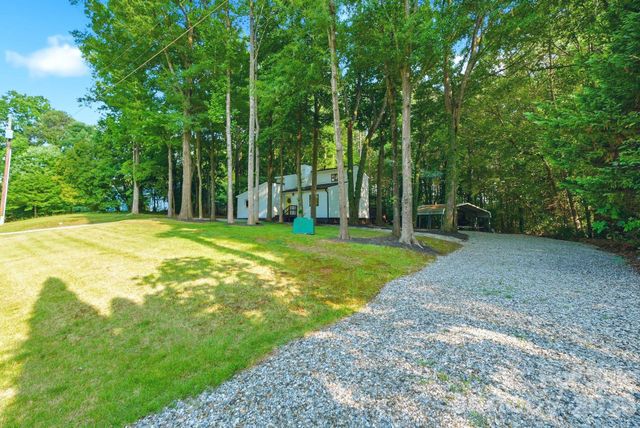 127 Rustic Way Lane, Mooresville, NC 28117