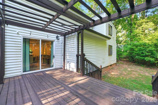 127 Rustic Way Lane, Mooresville, NC 28117