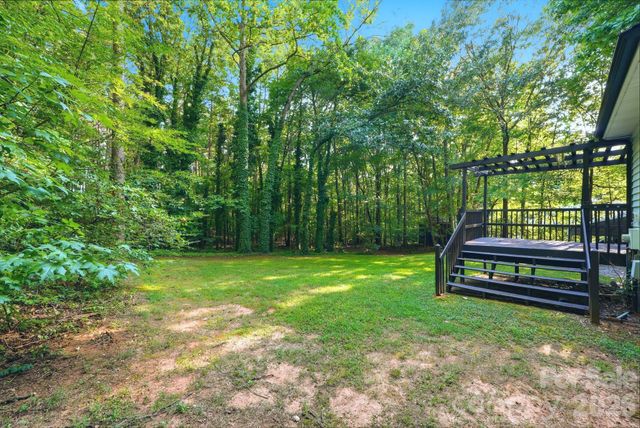 127 Rustic Way Lane, Mooresville, NC 28117