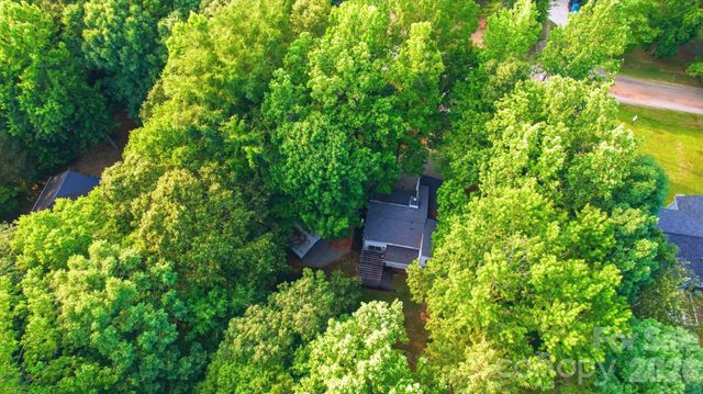127 Rustic Way Lane, Mooresville, NC 28117