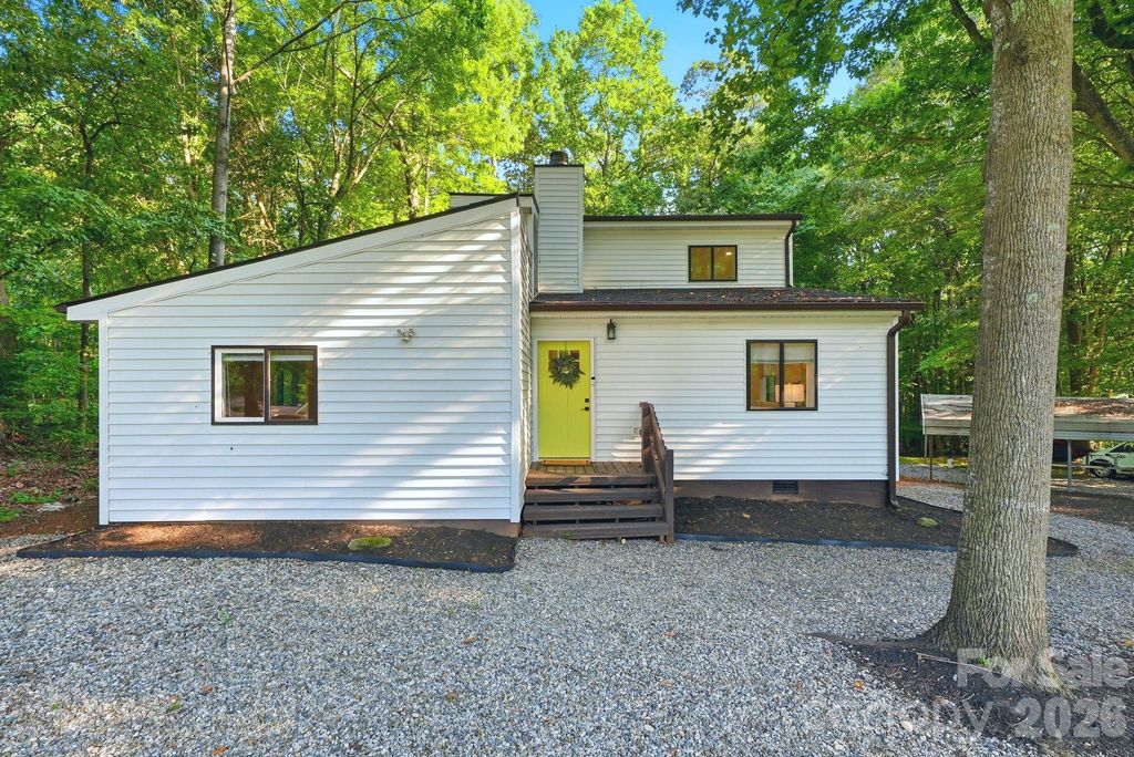 127 Rustic Way Lane, Mooresville, NC 28117