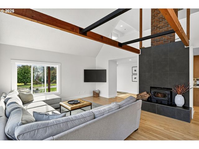 13162 Nw MCNAMEE Rd, Portland, OR 97231