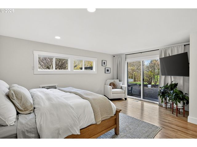 13162 Nw MCNAMEE Rd, Portland, OR 97231