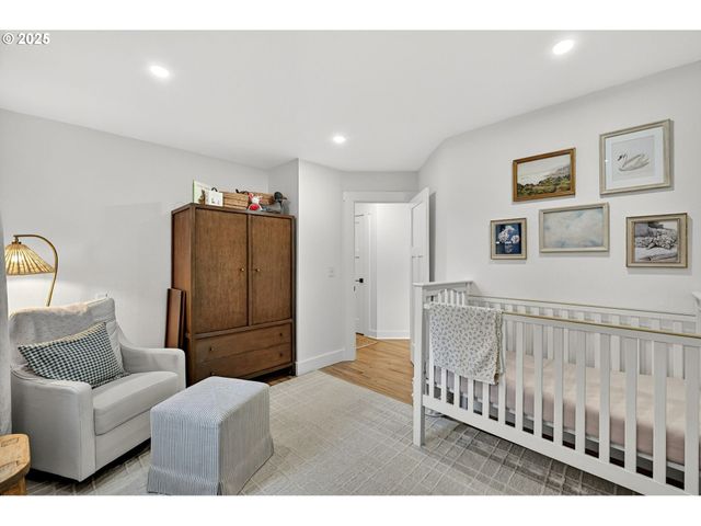 13162 Nw MCNAMEE Rd, Portland, OR 97231