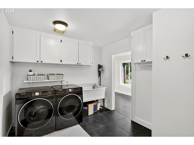 13162 Nw MCNAMEE Rd, Portland, OR 97231