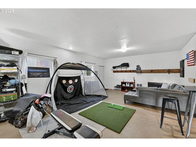 13162 Nw MCNAMEE Rd, Portland, OR 97231