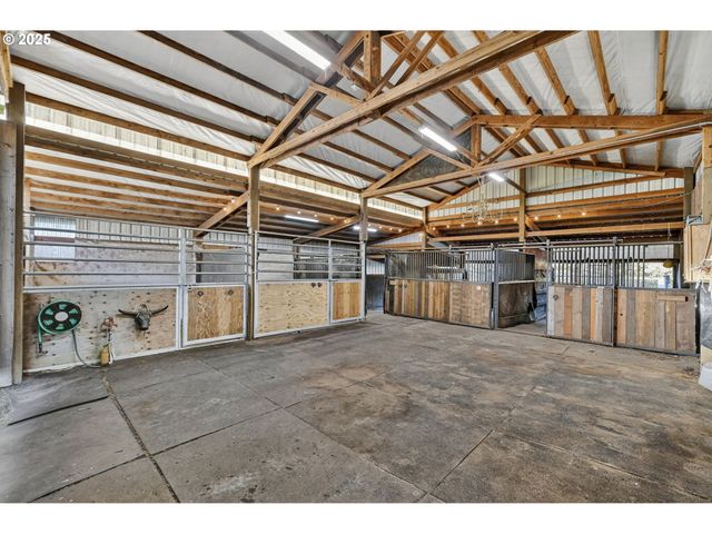 13162 Nw MCNAMEE Rd, Portland, OR 97231