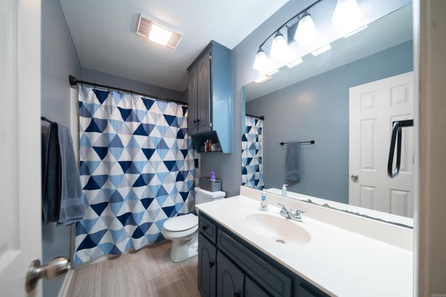 33 Thompson Drive, Cabot, AR 72023