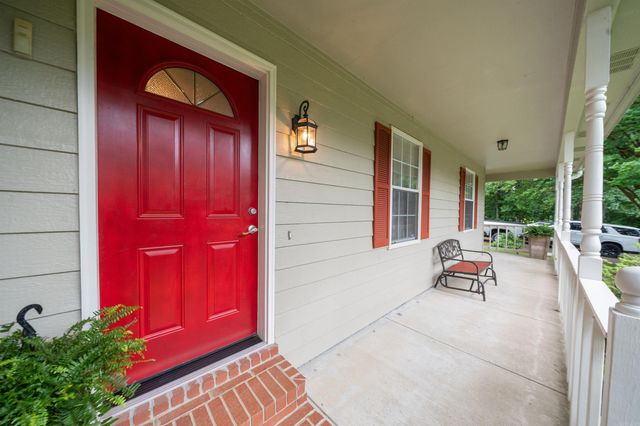 33 Thompson Drive, Cabot, AR 72023