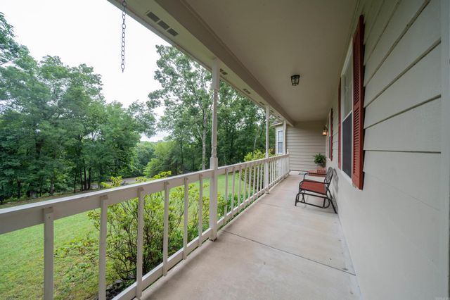 33 Thompson Drive, Cabot, AR 72023