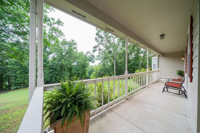 33 Thompson Drive, Cabot, AR 72023