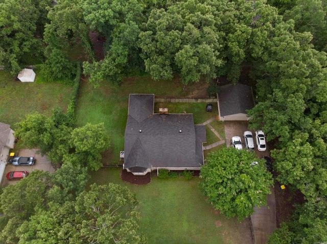 33 Thompson Drive, Cabot, AR 72023
